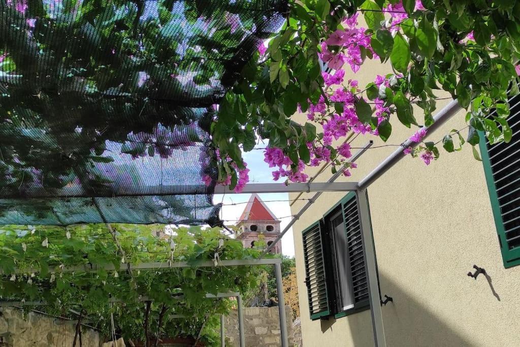 Luxury City Centre Apartment With Stunning View Omiš Exterior foto