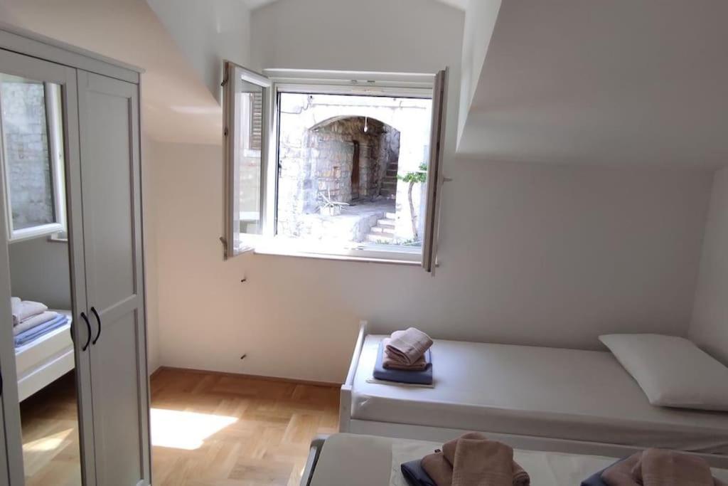 Luxury City Centre Apartment With Stunning View Omiš Exterior foto