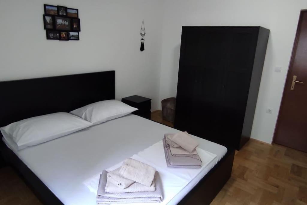 Luxury City Centre Apartment With Stunning View Omiš Exterior foto