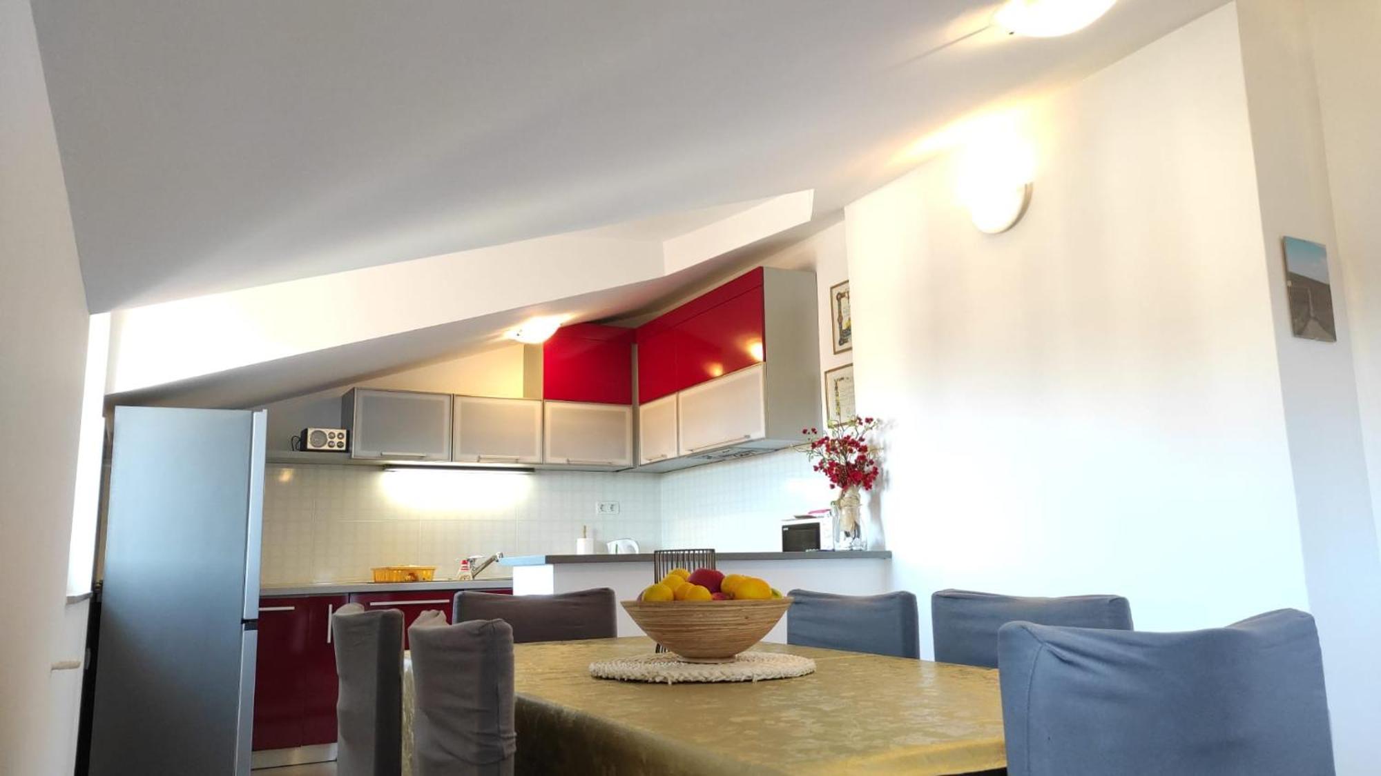 Luxury City Centre Apartment With Stunning View Omiš Exterior foto
